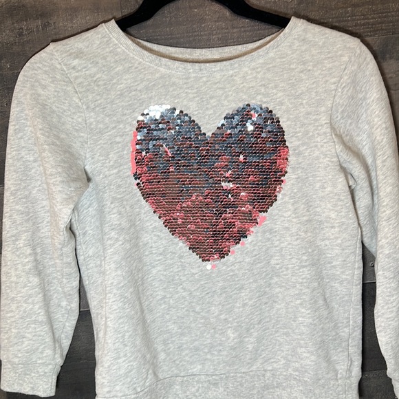 Gray Oshkosh SweatShirt with Pink and Silver Flip Sequins Heart - Picture 2 of 4